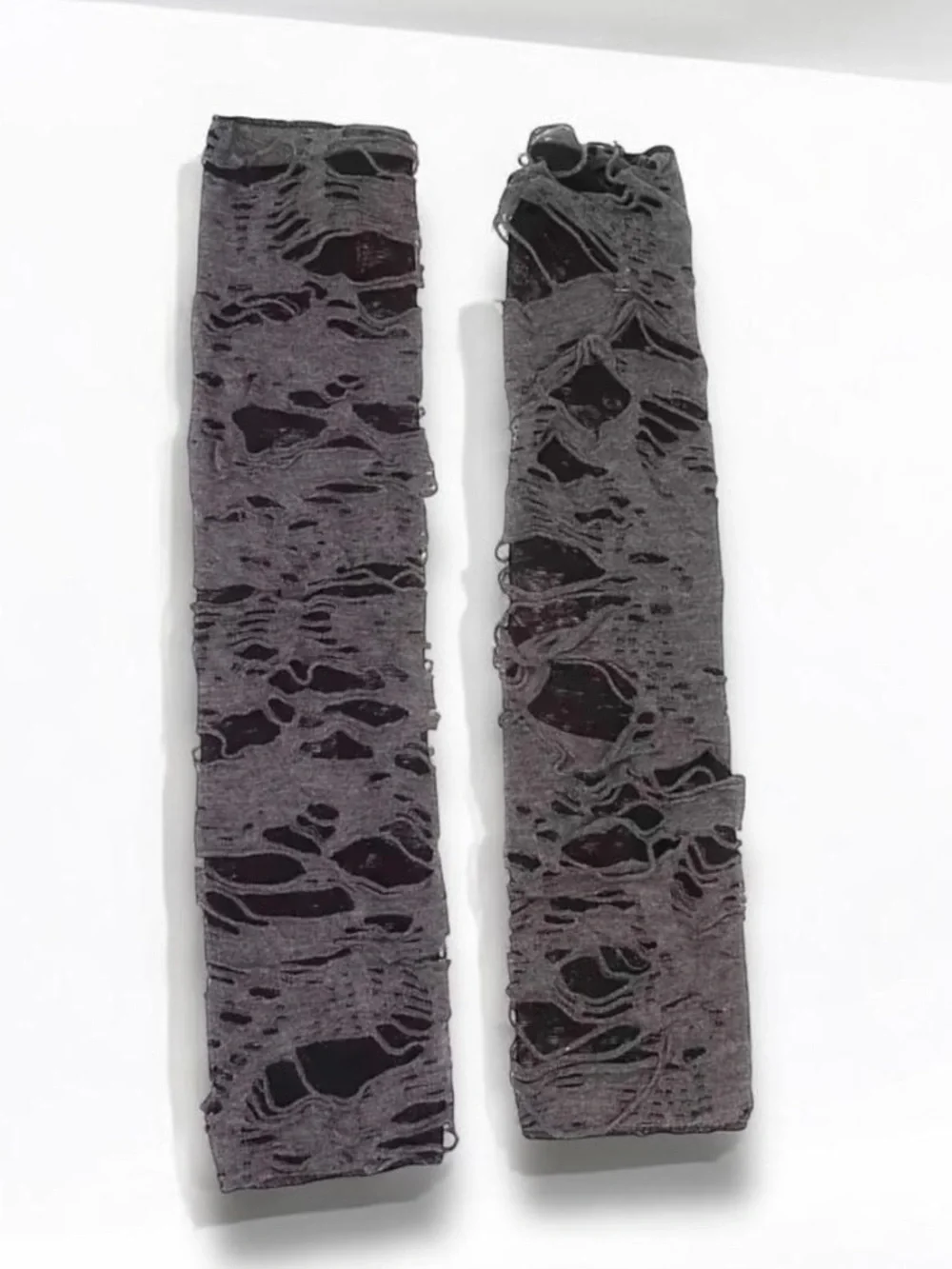 Ripped Long Mummy Gloves Gray Shredded Arm Warmers Zombie Gloves OS NWT